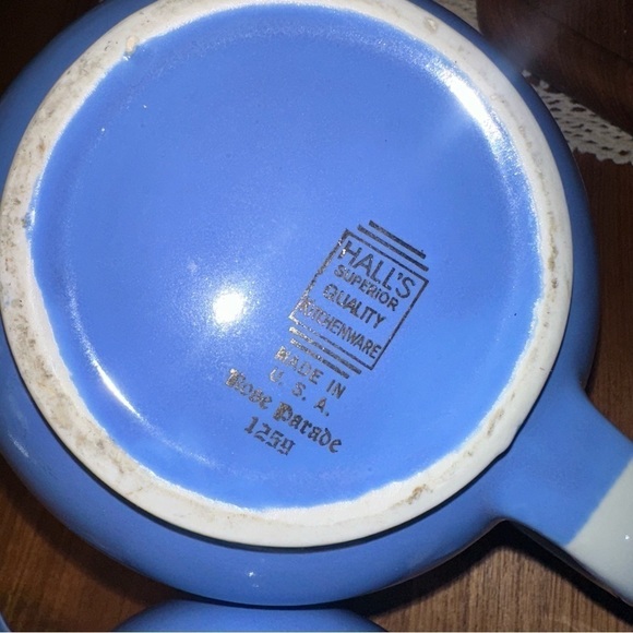 Vintage 3 Hall's Rose Parade pitchers, water, tea pot creamer - Picture 12 of 13